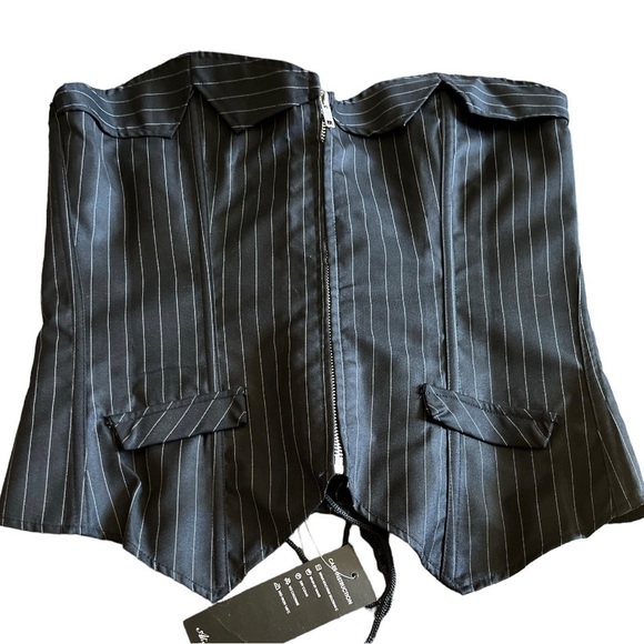 Pinstripe corset top - Picture 4 of 4